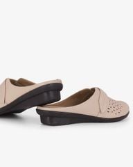 Dép Bít Mũi Hạnh Dung Đục Lỗ Quai Ngang HD041112AD