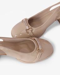 Giày Sandal Hạnh Dung Bít Mũi Khóa Niu Niu HD0934AS