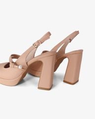 Giày Sandal Hạnh Dung Bít Mũi Trơn Mũi Vuông HD0939AS