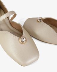 Sandal Hạnh Dung Bít Mũi Khóa Tròn HD0943AS