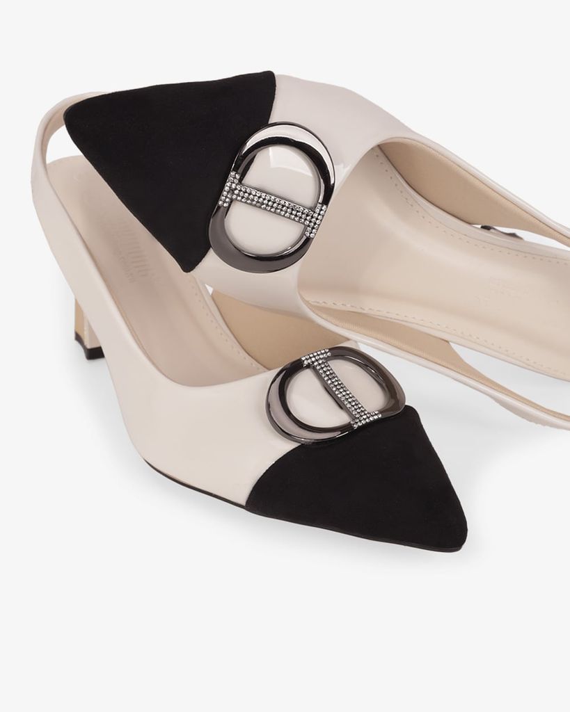 Giày Sandal Hạnh Dung Hai Màu Khóa Tròn HD11140AV