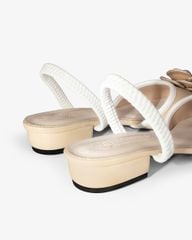 Giày Sandal Hạnh Dung Bít Mũi Hoa Ngọc Trai HD1133AV