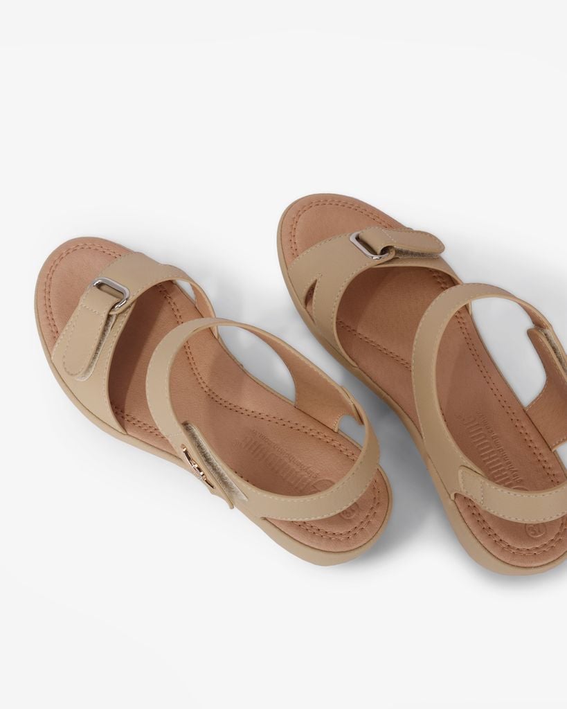 Sandal Xuồng Hạnh Dung Khóa Dán HD29193AY