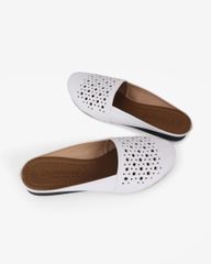 Dép Bít Mũi Hạnh Dung Đục Lỗ HD041094AD