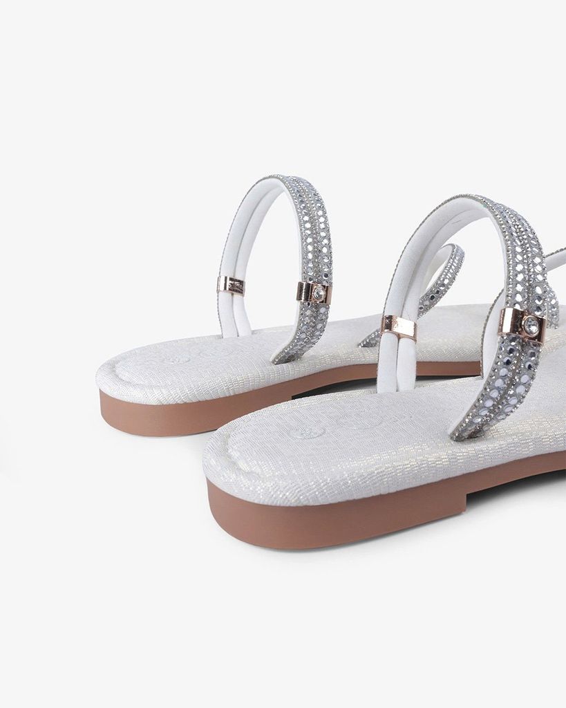 Dép Xẹp Hạnh Dung Xỏ Ngón Kim Sa HD1107AV