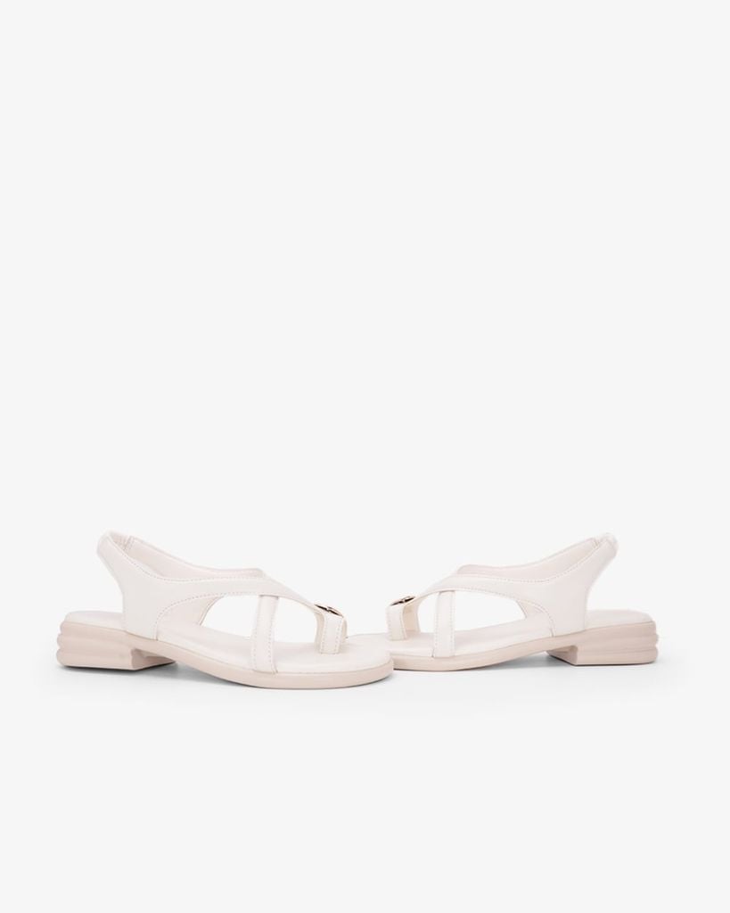 Sandal Hạnh Dung Xỏ Ngón Khoen Vàng HD11172AV