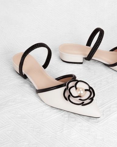 Giày Sandal Hạnh Dung Bít Mũi Hoa Ngọc Trai HD1133AV