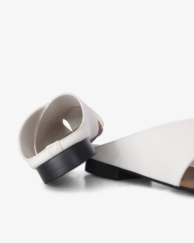 Dép Bít Mũi Hạnh Dung Hở Mũi HD1185AV