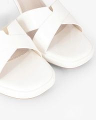 Sandal Cao Gót Hạnh Dung Quai Chéo Gót Trụ HD27307BI