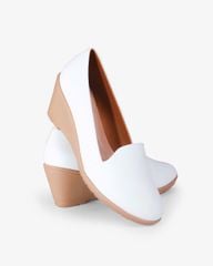 Giày Đế Xuồng Hạnh Dung Mũi Tròn Da Trơn HD29165AY