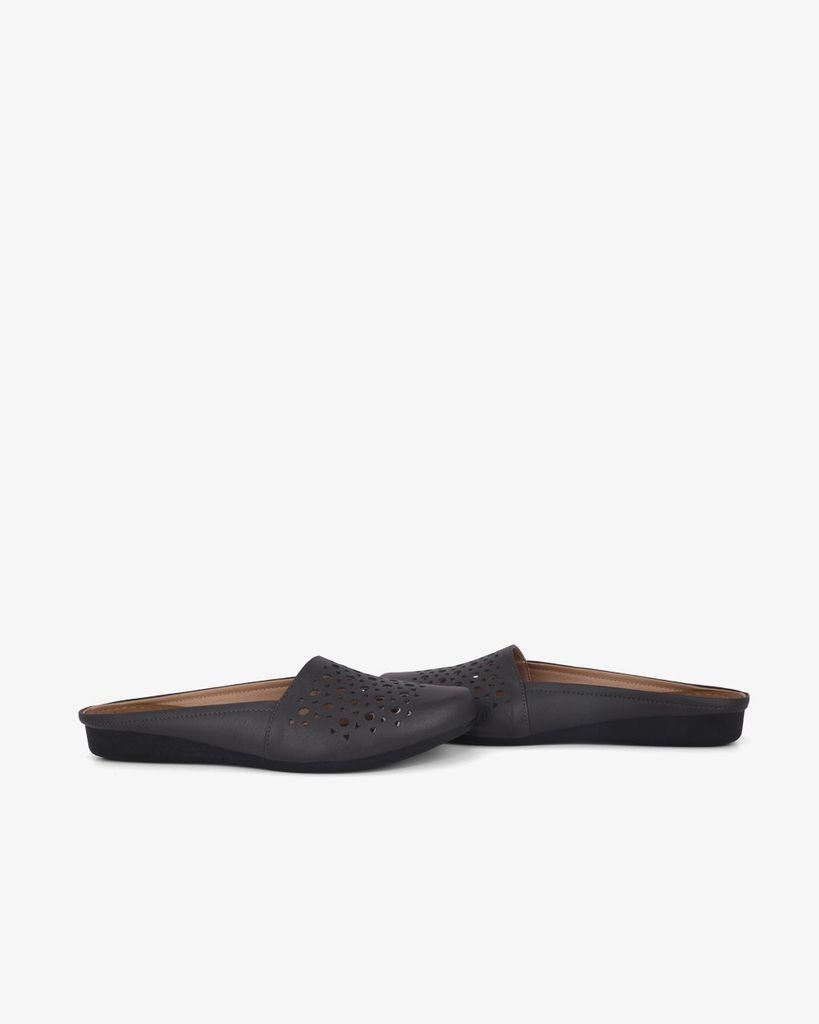 Dép Bít Mũi Hạnh Dung Đục Lỗ HD041094AD