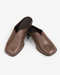 Dép Bít Mũi Hạnh Dung Đắp Trơn HD04977AD