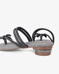 Dép Xẹp Hạnh Dung Quai Xỏ Ngón Hoa Xoàn HD11121AV