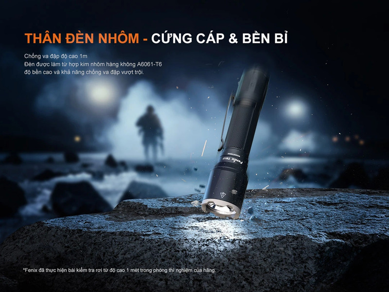 Đèn pin tác chiến - chiến thuật Fenix TK17