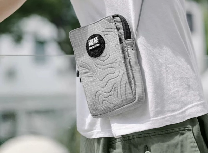 Naturehike CNK2450XB011 - Túi mang điện thoại, hộ chiếu nhỏ gọn