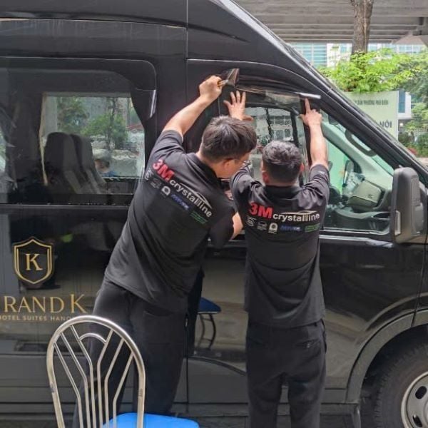 Bảng giá dán kính chống nóng xe 16 chỗ Transit, Solati