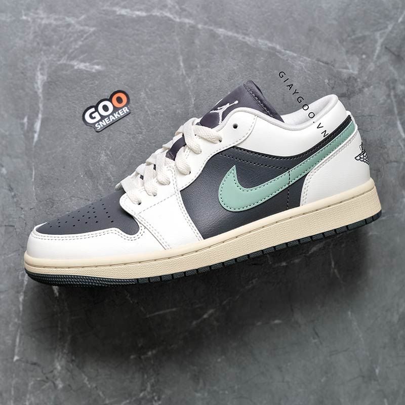  Giày Jordan 1 Low Jade Smoke DC0774-001 