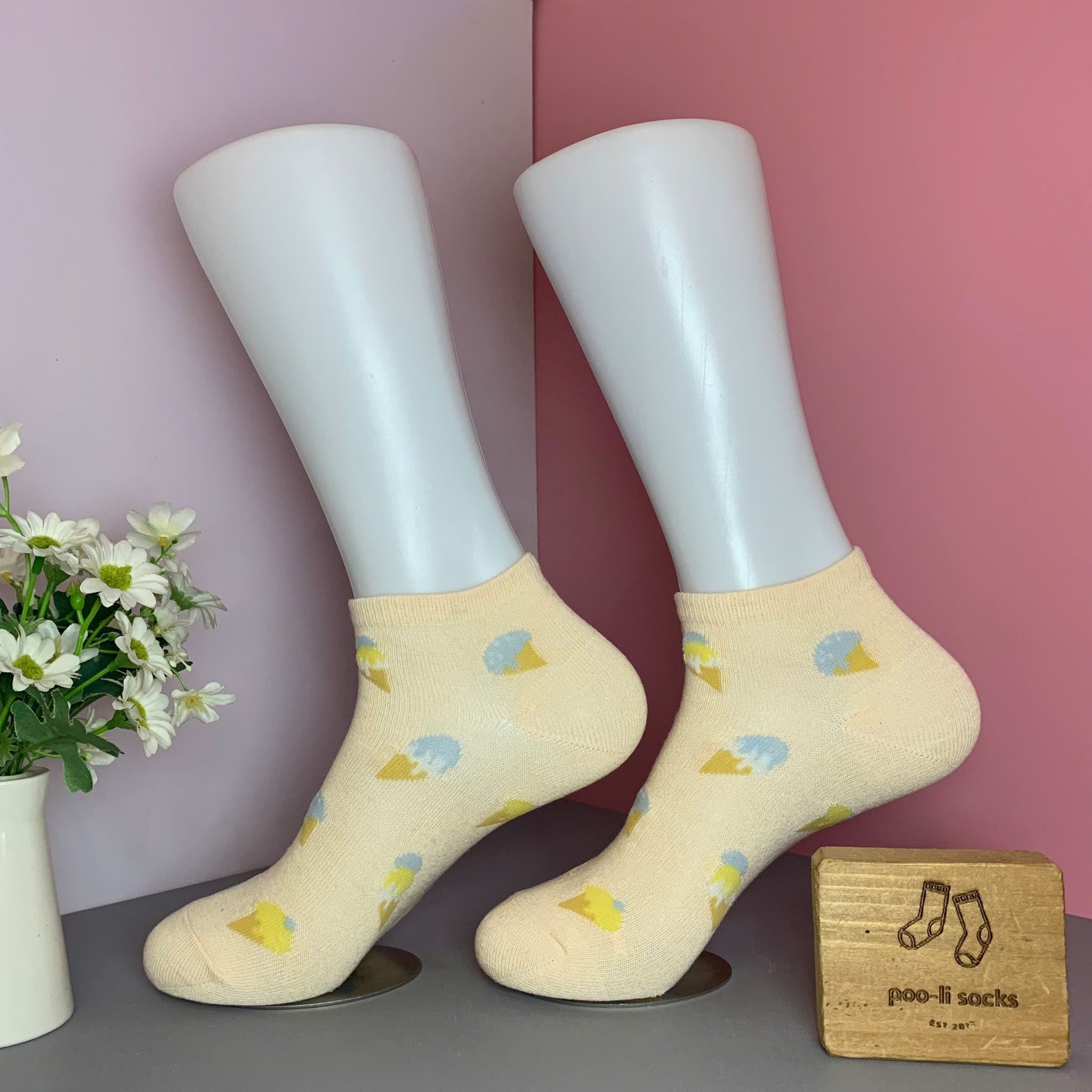 Vớ ngắn họa tiết cây kem