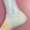 Vớ ngắn màu trắng họa tiết mặt trời