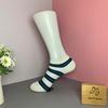 Vớ ngắn họa tiết sọc xanh lá to
