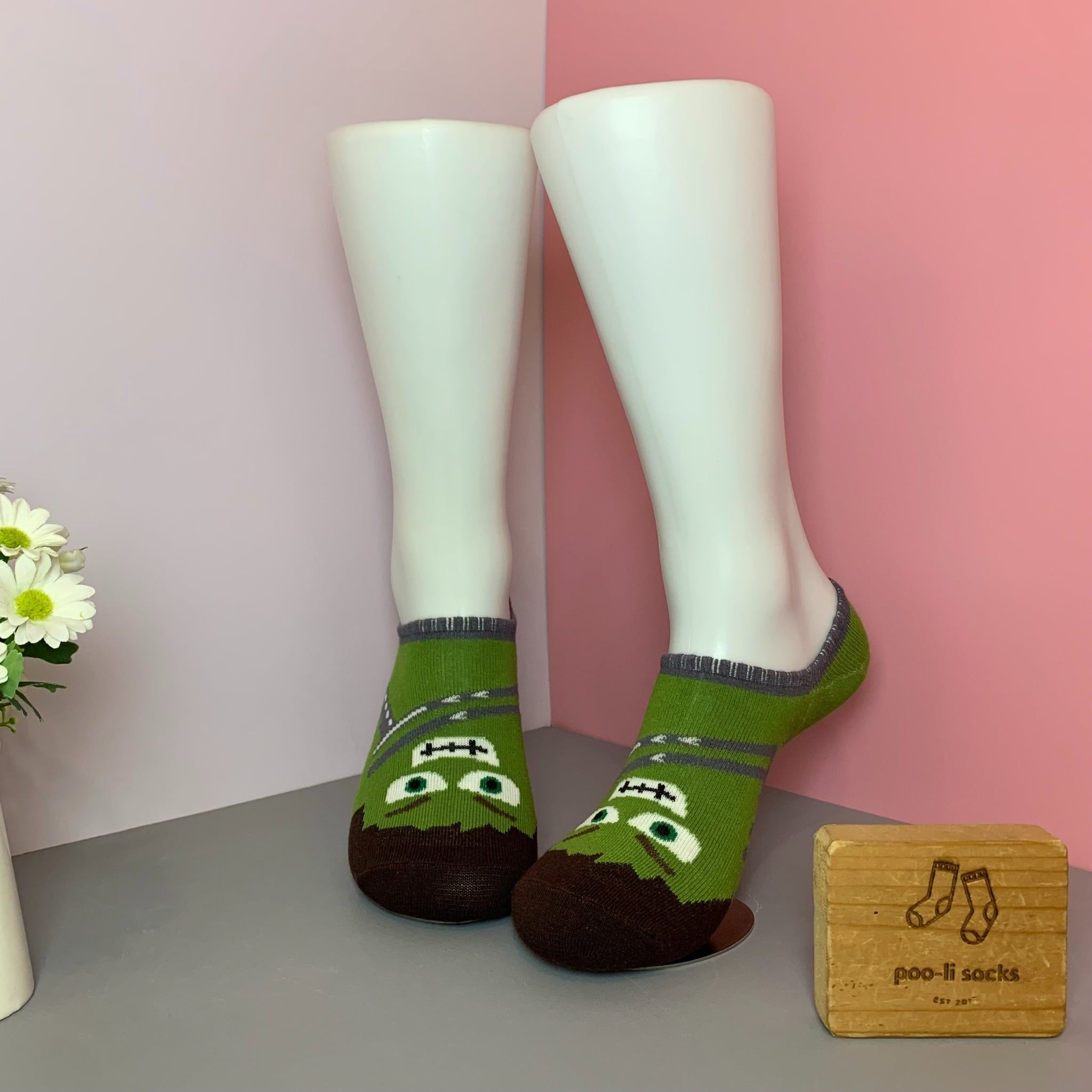 Vớ ngắn hoạ tiết siêu anh hùng