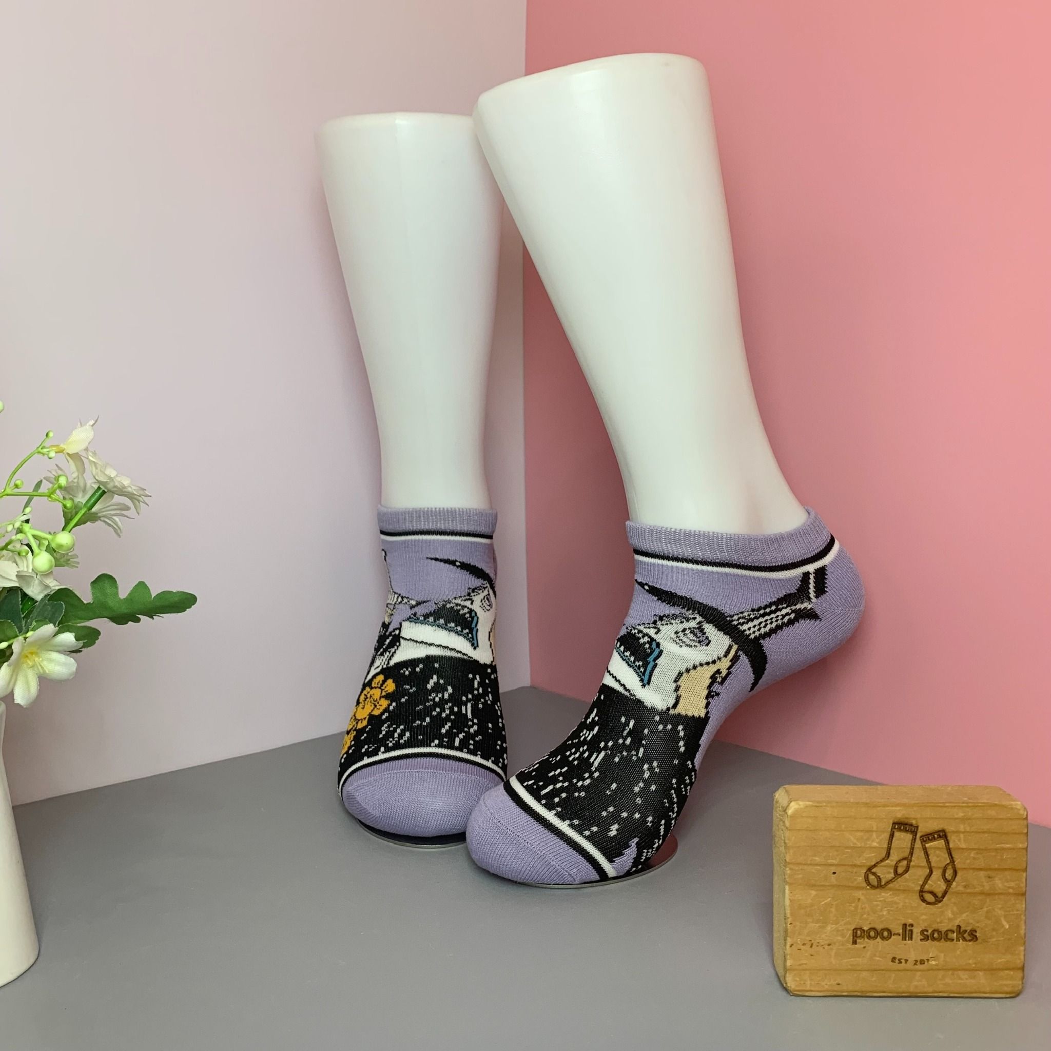 Vớ ngắn hoạ tiết hoạt hình halloween