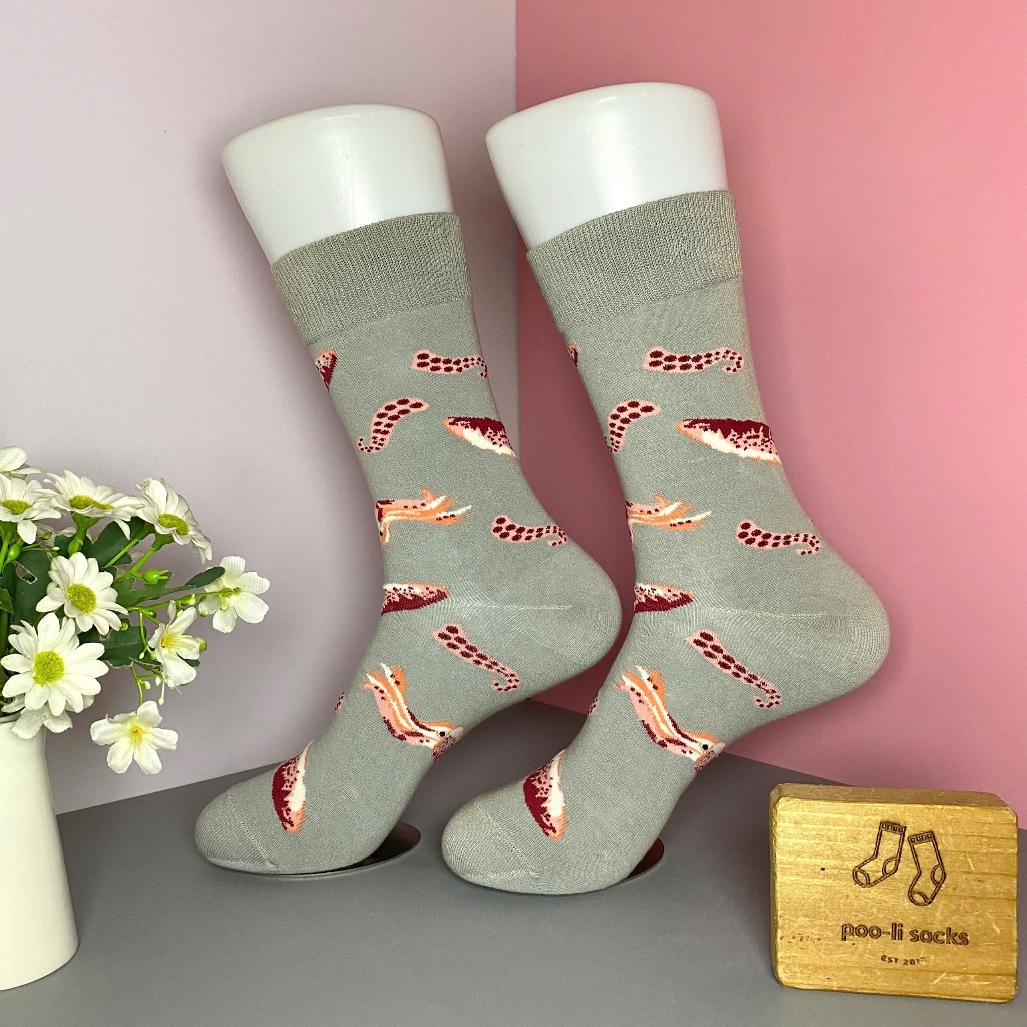 Vớ dài hoạ tiết mực hồng