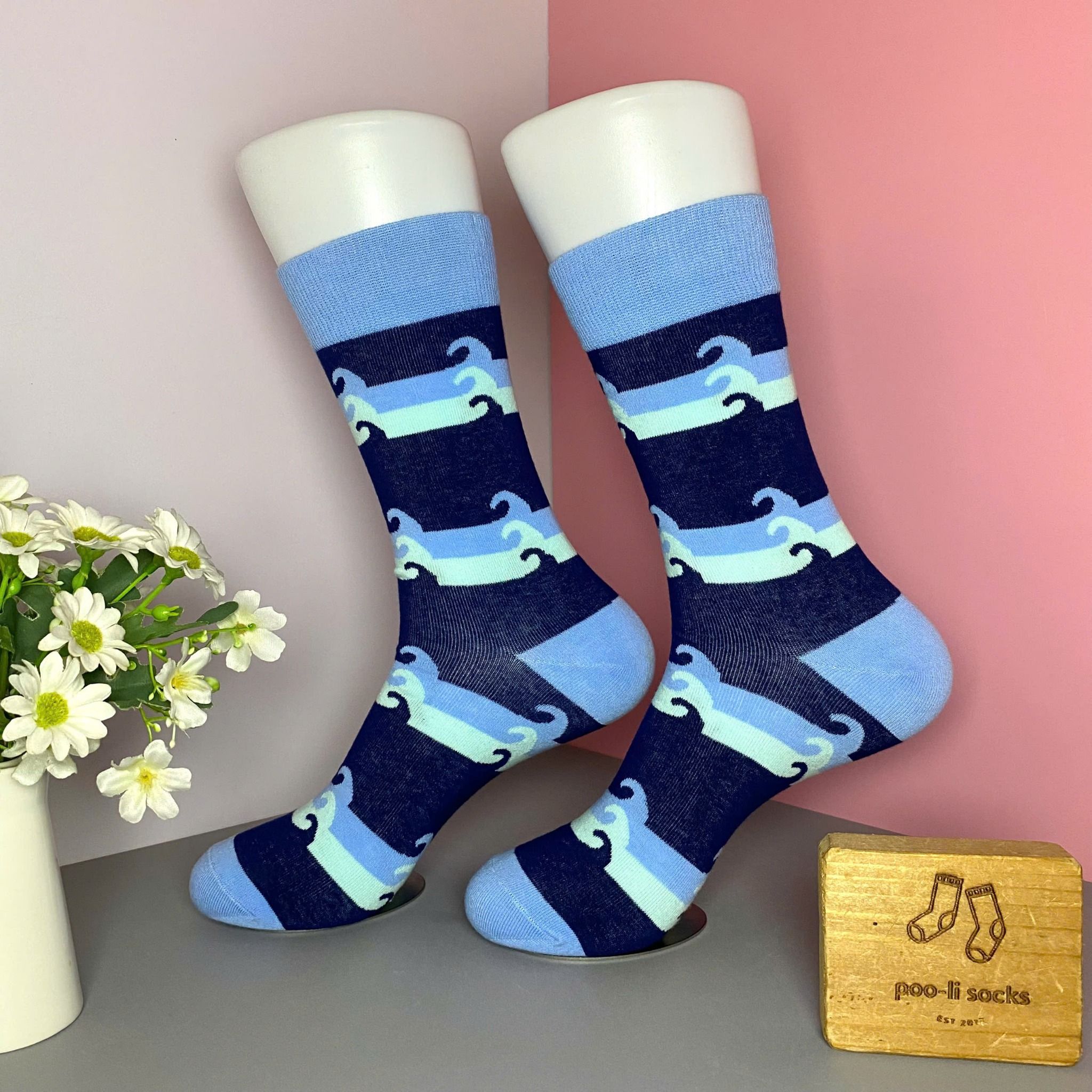 Vớ dài họa tiết sóng 3 tầng