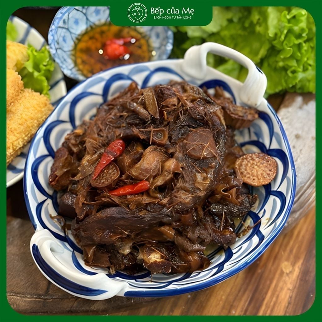  Cá kho hoa Sen + thịt ba rọi - Hộp 700-800g 