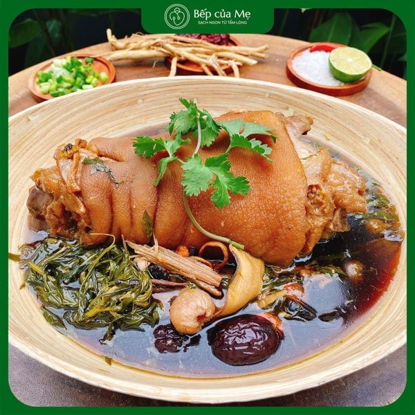  Bắp Giò hầm Thuốc Bắc 