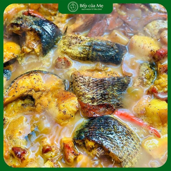  Cá quả kho nghệ 