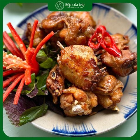  Cánh Gà Nguyên Cánh Chiên Mắm - phần 400g 