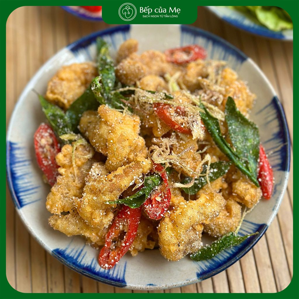  Chân gà rút xương rang muối 