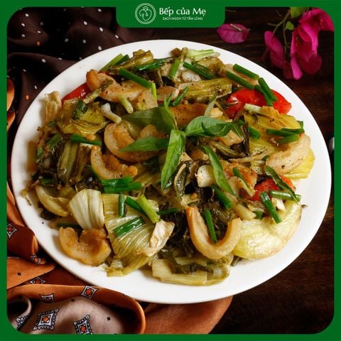  Dưa chua xào tóp mỡ 