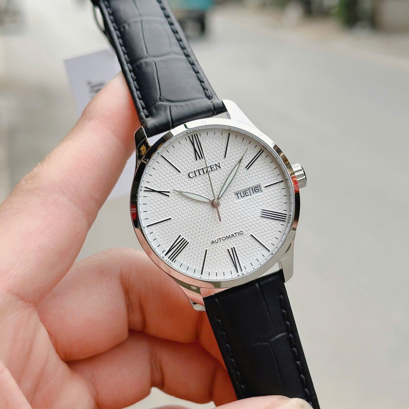 Citizen Automatic NH8350-08A – PhongWatch