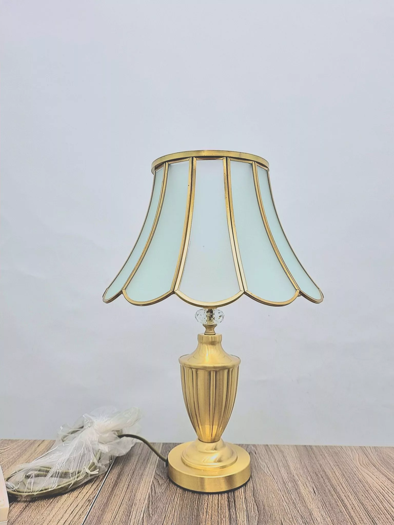 Đèn bàn cổ điển, phong cách Châu Âu cao cấp DB-706