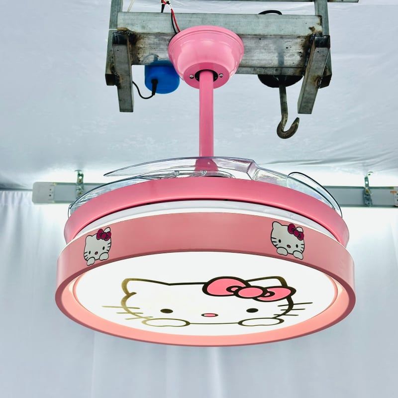 Quạt trần đèn thiết kế 4 cánh màu hồng họa tiết dễ thương cho bé QT-84