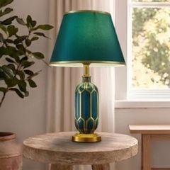 Đèn bàn thân sứ phong cách Châu Âu DB-703