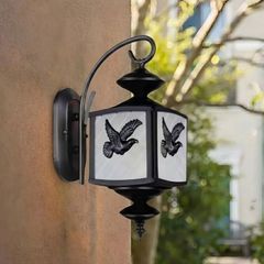 Đèn gắn tường ngoài trời giá rẻ, thiết kế cổ điển VNT-563