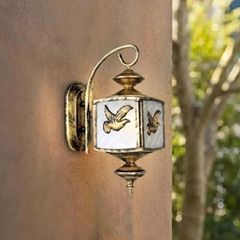 Đèn gắn tường ngoài trời giá rẻ, thiết kế cổ điển VNT-563