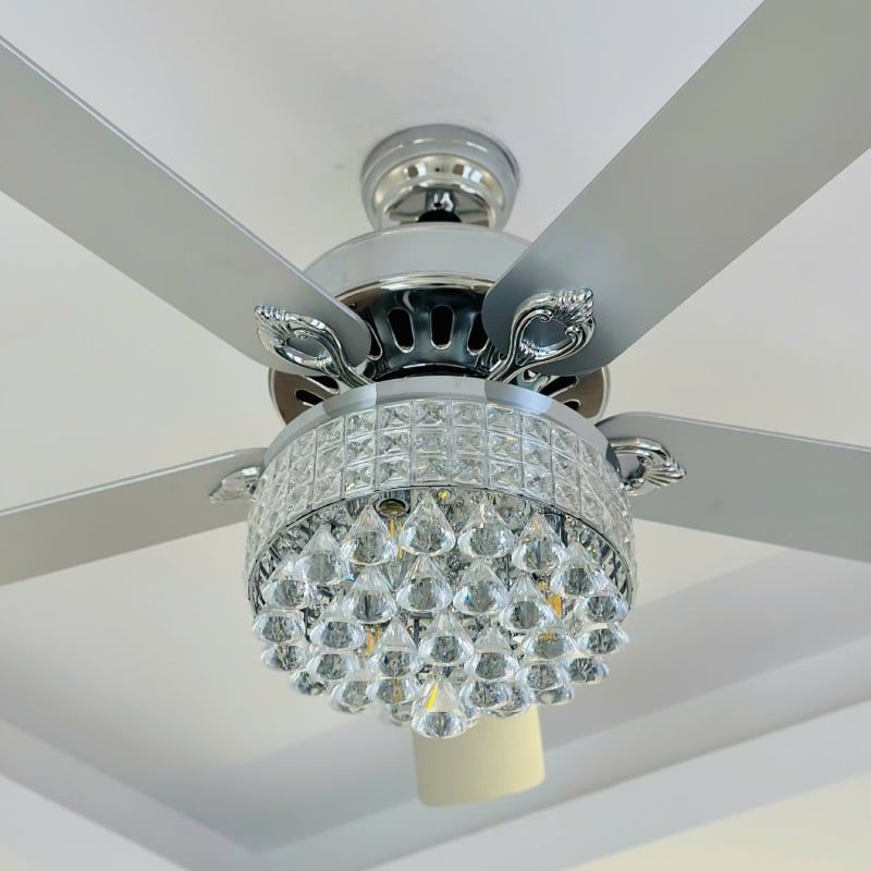 Quạt trần đèn, 5 cánh nhựa, phối khung phale cao cấp  QT-131