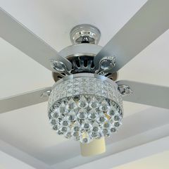 Quạt trần đèn, 5 cánh nhựa, phối khung phale cao cấp  QT-131
