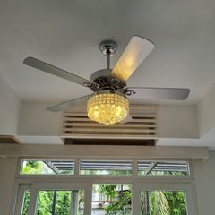 Quạt trần đèn, 5 cánh nhựa, phối khung phale cao cấp  QT-131