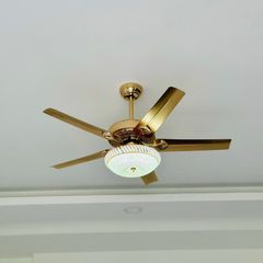 Quạt trần đèn, 5 cánh kim loại, thiết kế cổ điển QT-134