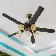 Quạt trần đèn, 5 cánh kim loại, thiết kế chao đá cổ điển QT-179
