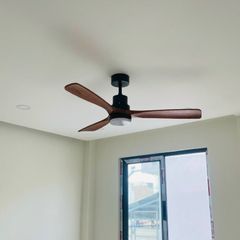 Quạt trần đèn, 3 cánh gỗ, thiết kế hiện đại QT-139
