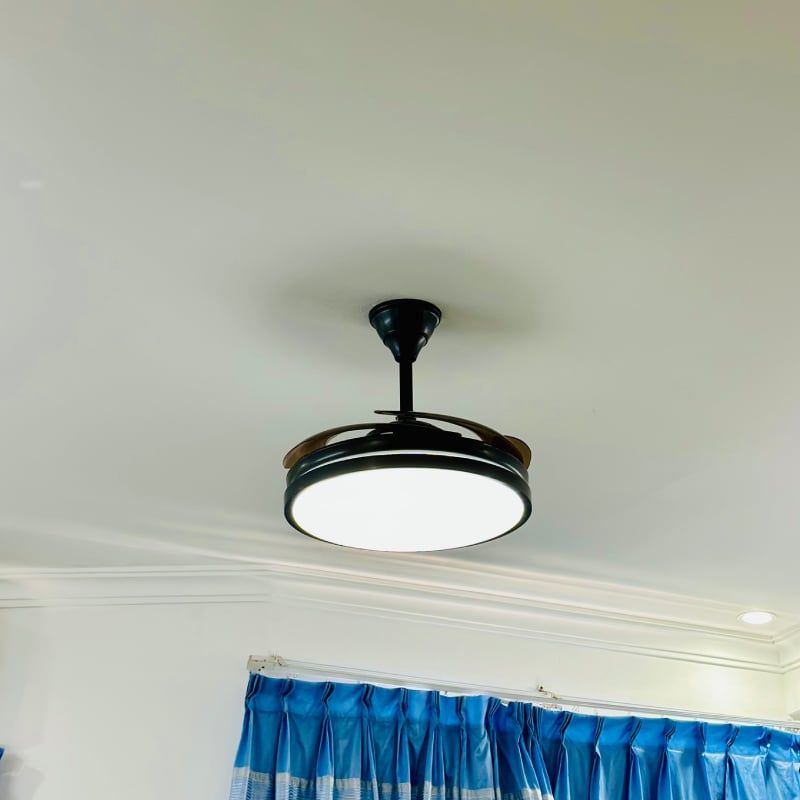 Quạt trần đèn, cánh xếp, thiết kế hiện đại QT-128