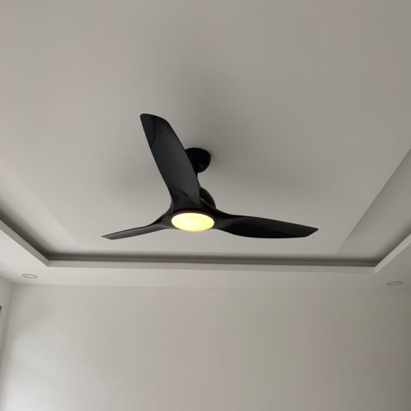 Quạt trần đèn thiết kế 3 cánh màu đen tối giản, hiện đại QT-112