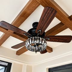 Quạt trần đèn thiết kế 5 cánh gỗ phong cách cổ điển QT-226