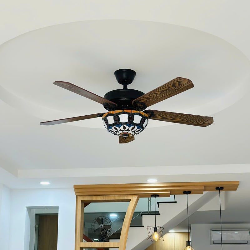 Quạt trần đèn thiết kế 5 cánh gỗ phong cách cổ điển QT-96